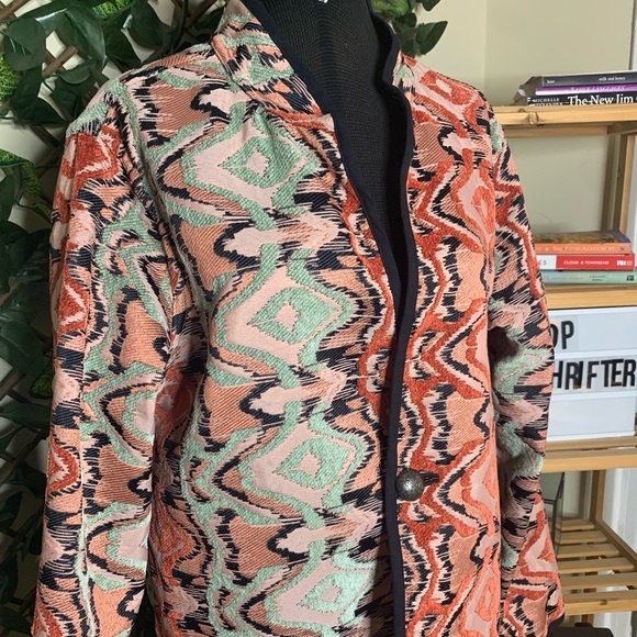 REVERSIBLE - Picture 8 of 8